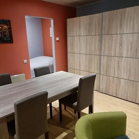 Cozy Near Vresse-sur-semois, 36 M² With Balcony Apartamento *