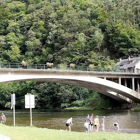 Cozy Apartment Near Vresse-Sur-Semois, 36 M² With Balcony Membre